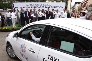 JMG  BANDERAZO TAXI TURISTICO (22)