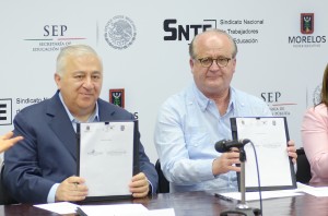 GRACO-EMILIO CHUAYFFET-FIRMA DEL CONVENIO PACTO POR LA EDUCACION (8)