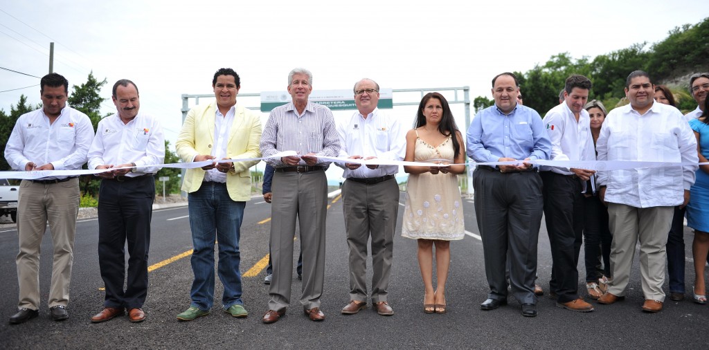 GRACO - INAUGURACION DE LA MODERNIZACION DE LA CARRETERA TLATENCHI-TEQUESQUITENGO (20)