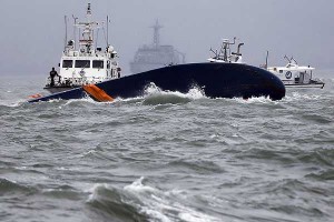 NAUFRAGIO DE FERRY EN COREA DEL SUR