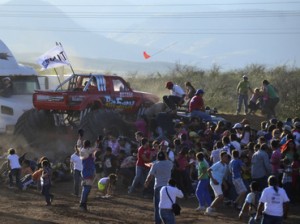 DAN MÁS DE 2MDP A DEUDO DE MONSTERS TRUCK