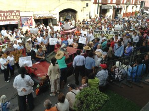 MANIFESTACIÓN VS GARRIGOS