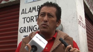 Juan Manuel Rojas , ayudante bugambilias