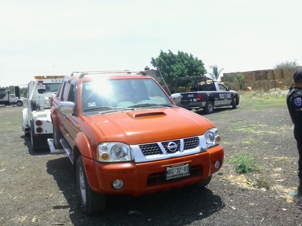 DETIENE MANDO ÚNICO A 2 HOMBRES POR ROBO DE VEHÍCULO EN TLAYACAPAN