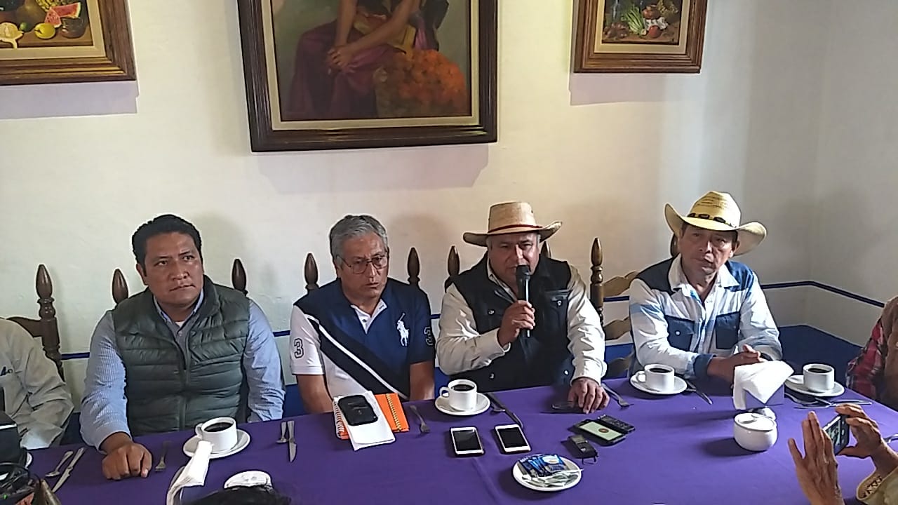 Resurge tema del Club de Golf en Tepoztlán, conflicto que comenzó en 1995  con la empresa KS, hoy Pirámides y Conventos . de . – Zona Centro  Noticias