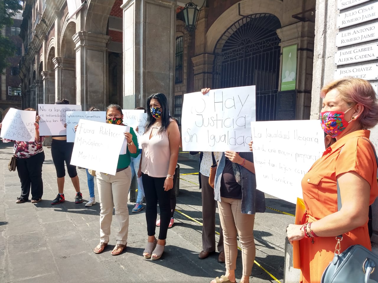 Mujeres Trabajadoras Y Activistas Protestan En Contra De La Violencia Política En Razón De 3456